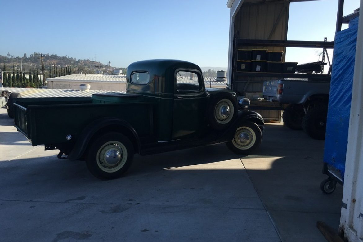 36_chevrolet_full_side_angle_view
